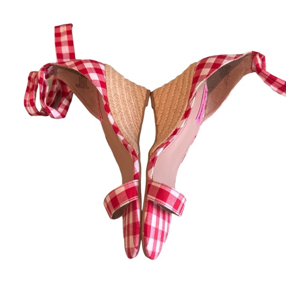 Betsey Johnson wedge sandals - Picture 3 of 6